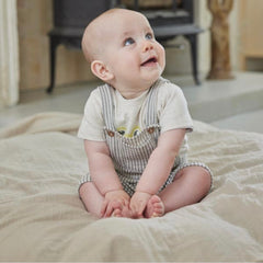 Salopette Neonato Dirkje a Righe Cotone Morbido con Bottoncini effetto Legno