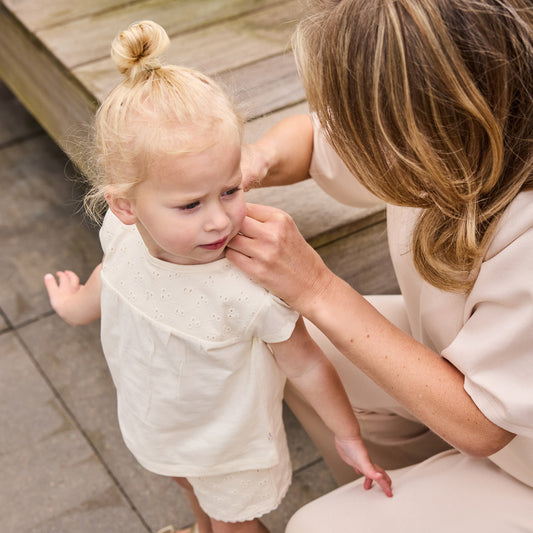 Dirkje T-shirt Neonata con Dettagli in Pizzo Sangallo