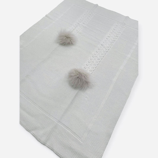 Pappa e Latte Coperta in Misto Lana Con Dettaglio trecce in Lana e Pon Pon in Pelliccia
